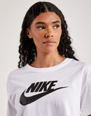 Nike Essential Cropped Logo Tee