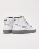 Nike Blazer Mid '77