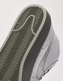 Nike Blazer Mid '77