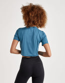 Nike Essential Slim-Fit Cropped Tee