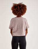 Nike Essential Cropped Swoosh Tee