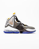 Nike Lebron 19