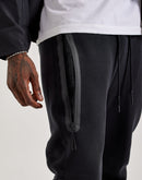 Nike Tech Fleece Slim-Fit Joggers