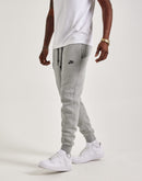 Nike Tech Fleece Slim-Fit Joggers