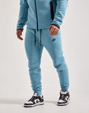 Nike Tech Fleece Slim-Fit Joggers
