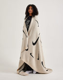Nike Phoenix Cozy Bouclé Blanket
