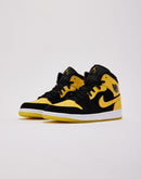 Jordan Air Jordan 1 Mid SE 'New Love'