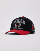 Mitchell & Ness NBA Chicago Bulls Pro Pinch Snapback Hat