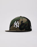 New Era MLB New York Yankees Woodland Camo 9Fifty Trucker Hat