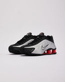 Nike Shox R4