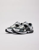 Nike Zoom Vomero 5 SE
