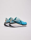 Nike Vomero 17