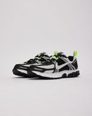 Nike Zoom Vomero 5 Grade-School
